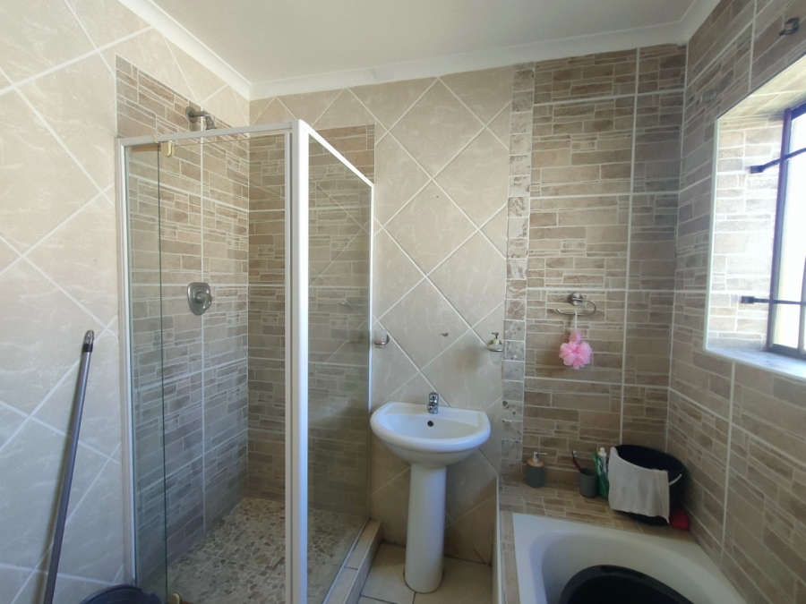  Bedroom Property for Sale in Bluewater Bay Eastern Cape